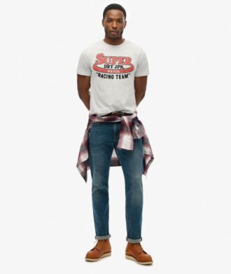 Ανανεωμένο κλασικό T-shirt με γραφικά