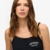 Athletic Essentials Κεντημένη μπλούζα με κουμπιά Athletic Essentials Κεντημένη μπλούζα με κουμπιά