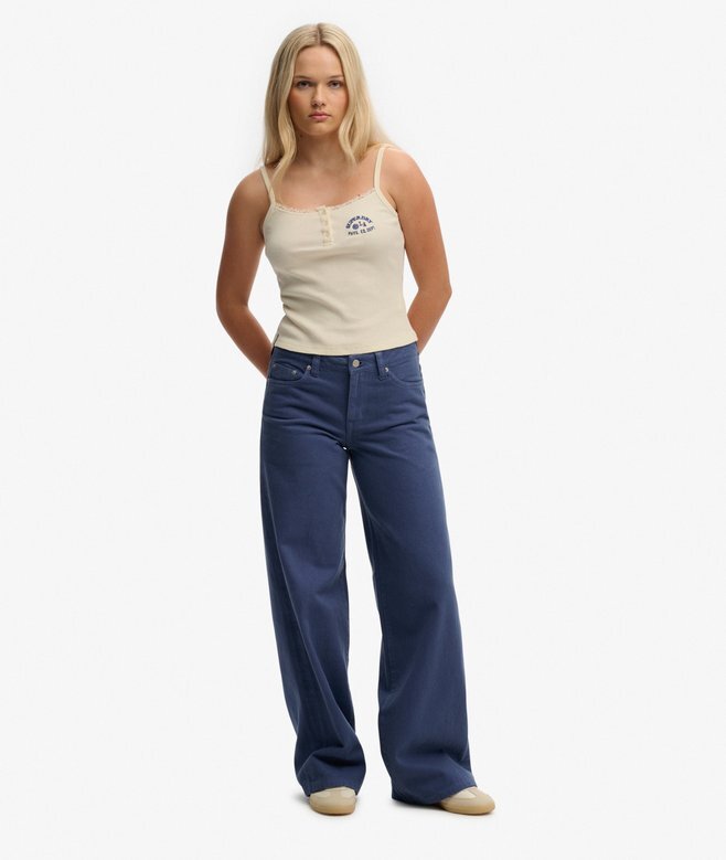 Athletic Essentials Κεντημένη μπλούζα με κουμπιά Athletic Essentials Κεντημένη μπλούζα με κουμπιά