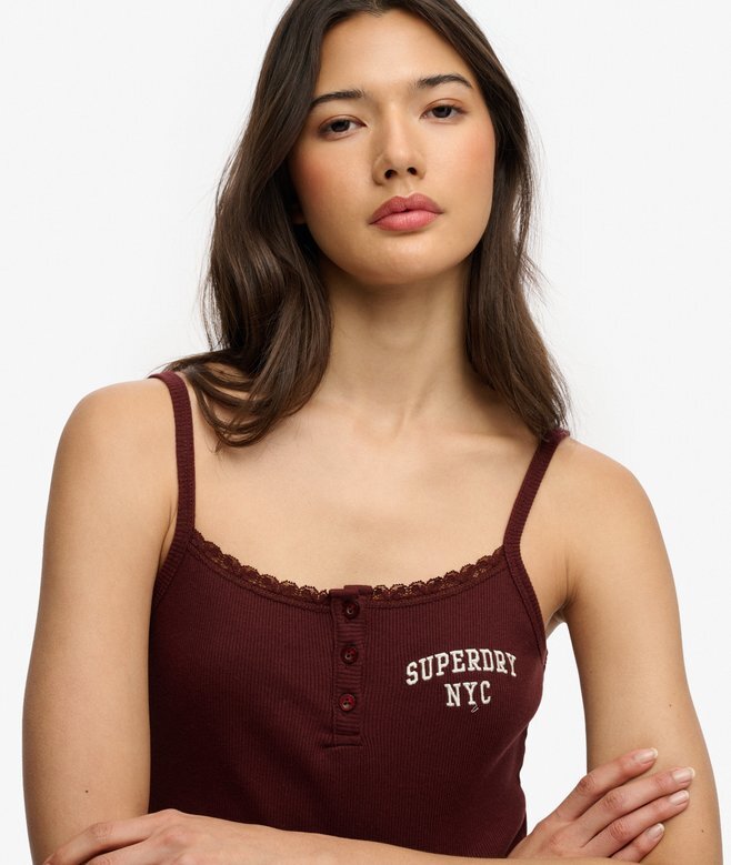 Athletic Essentials Κεντημένη μπλούζα με κουμπιά Athletic Essentials Κεντημένη μπλούζα με κουμπιά