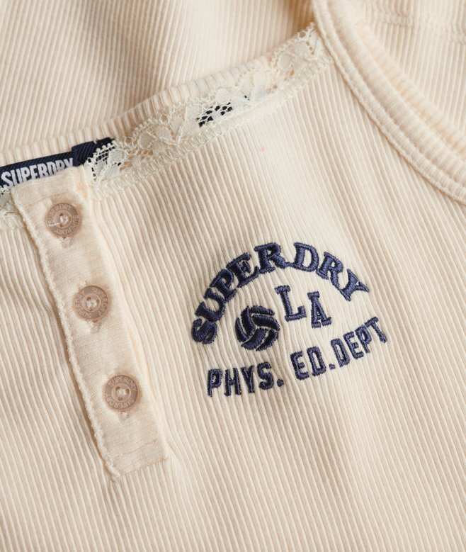 Athletic Essentials Κεντημένη μπλούζα με κουμπιά Athletic Essentials Κεντημένη μπλούζα με κουμπιά