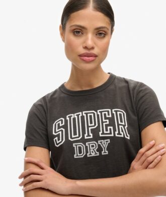 Αθλητικά βασικά T-shirt με γραφικό σχέδιο Αθλητικά βασικά T-shirt με γραφικό σχέδιο