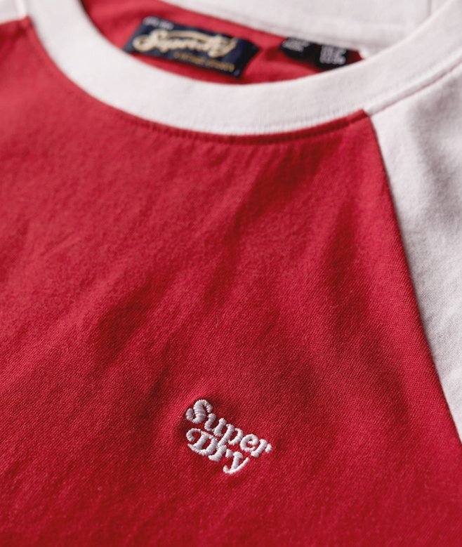 Essential Logo Retro T-shirt Essential Logo Retro T-shirt