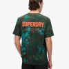 Φαρδύ T-shirt με γραφικό καμουφλάζ