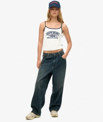Καμί με το λογότυπο της Athletic Essentials