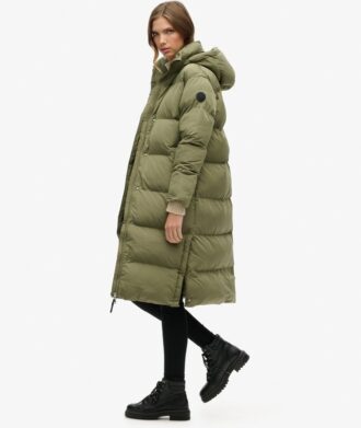 makry puffer palto me koykoyla 2 3 330x391 - &Mu;&alpha;&kappa;&rho;ύ Puffer &pi;&alpha;&lambda;&tau;ό &mu;&epsilon; &kappa;&omicron;&upsilon;&kappa;&omicron;ύ&lambda;&alpha;