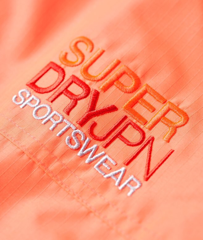 Μπουφάν Sd Windbreaker με κουκούλα και κεντήματα Μπουφάν Sd Windbreaker με κουκούλα και κεντήματα