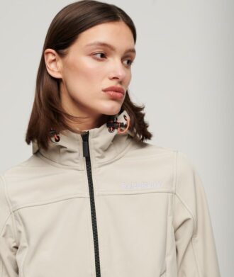 Μπουφάν Soft Shell Trekker με κουκούλα Μπουφάν Soft Shell Trekker με κουκούλα