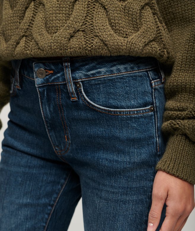Σλιμ τζιν μεσαίου ύψους από Organic Cotton Σλιμ τζιν μεσαίου ύψους από Organic Cotton
