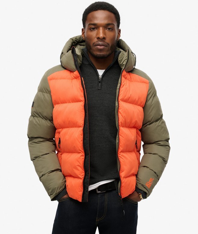 Sport Puffer με κουκούλα και χρωματικά μπλοκ Sport Puffer με κουκούλα και χρωματικά μπλοκ