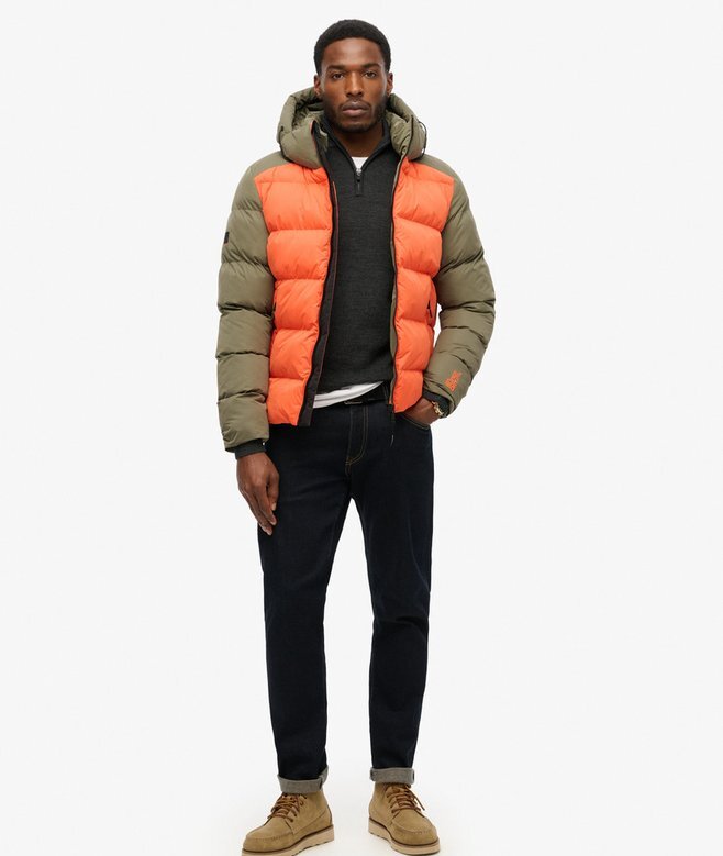 Sport Puffer με κουκούλα και χρωματικά μπλοκ Sport Puffer με κουκούλα και χρωματικά μπλοκ