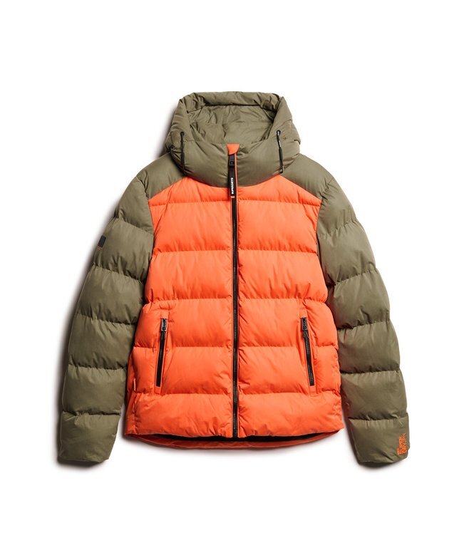 Sport Puffer με κουκούλα και χρωματικά μπλοκ Sport Puffer με κουκούλα και χρωματικά μπλοκ