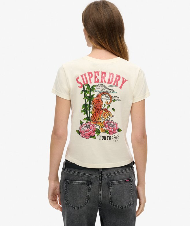 Στενό T-shirt με τατουάζ και στρας Στενό T-shirt με τατουάζ και στρας