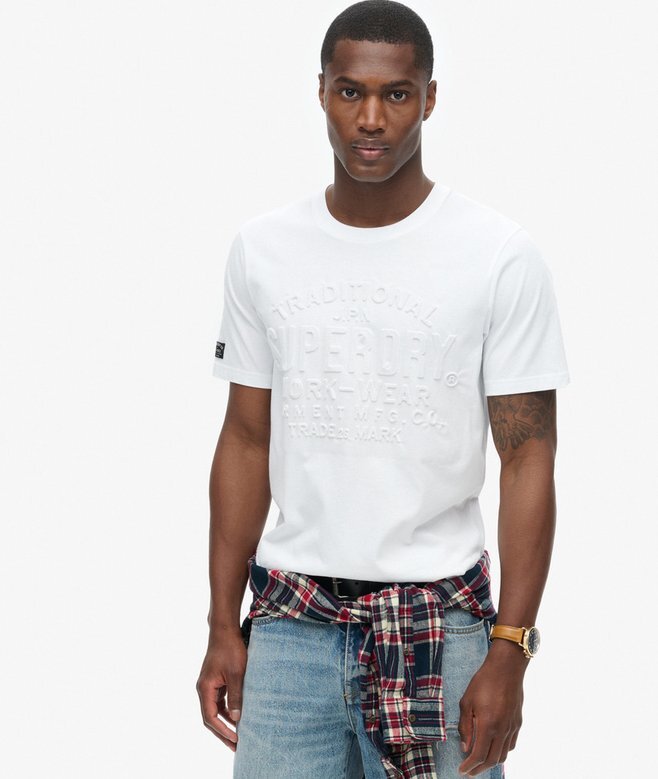T-shirt με ανάγλυφο λογότυπο T-shirt με ανάγλυφο λογότυπο