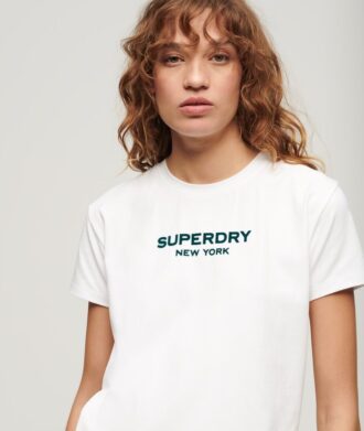 t shirt me grafiko schedio sport luxe 2 1 330x391 - &Tau;-shirt &mu;&epsilon; &gamma;&rho;&alpha;&phi;&iota;&kappa;ό &sigma;&chi;έ&delta;&iota;&omicron; Sport Luxe