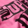 Τ-shirt με κοντό μανίκι και διακοσμητικά στοιχεία σε στυλ πανκ