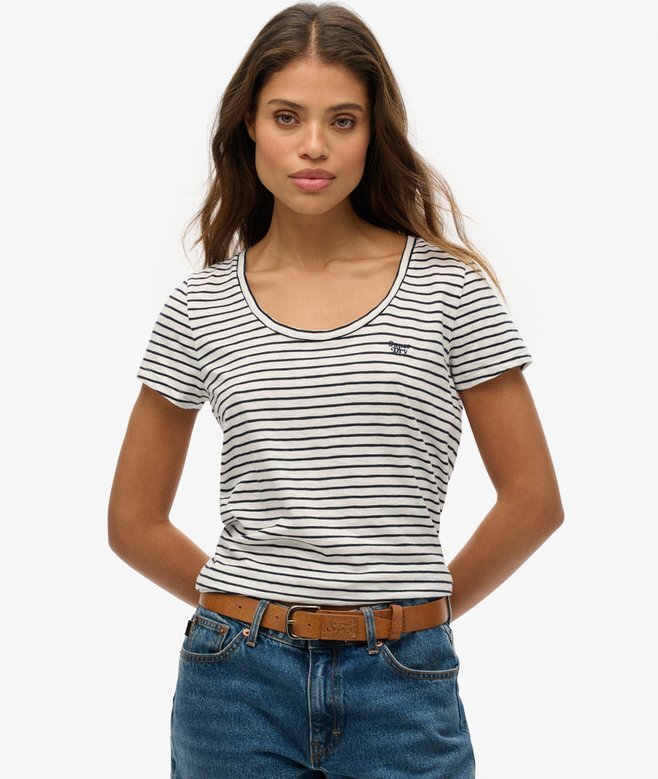 T-shirt με στρογγυλό λαιμό T-shirt με στρογγυλό λαιμό