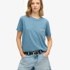 T-shirt με τσέπη και βαμμένο λογότυπο T-shirt με τσέπη και βαμμένο λογότυπο