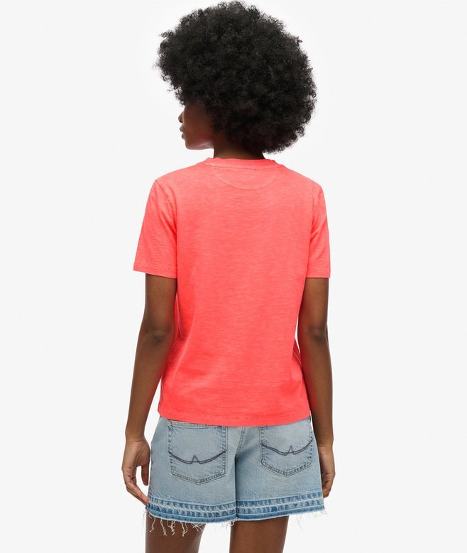 T-shirt με τσέπη και βαμμένο λογότυπο T-shirt με τσέπη και βαμμένο λογότυπο