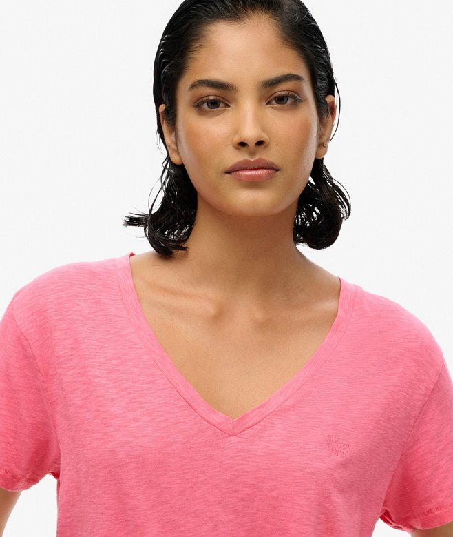T-shirt με V-neck και κεντημένο σχέδιο T-shirt με V-neck και κεντημένο σχέδιο
