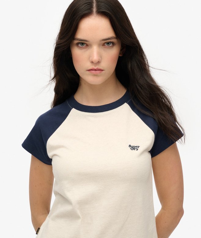 T-shirt Raglan με λογότυπο Essential από Organic Cotton T-shirt Raglan με λογότυπο Essential από Organic Cotton
